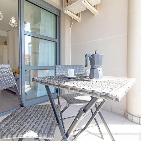 Global Properties, Bonito En Puerto Parejas